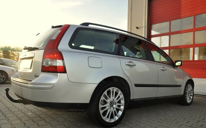 Volvo V50 cena 14999 przebieg: 229754, rok produkcji 2005 z Hel małe 667